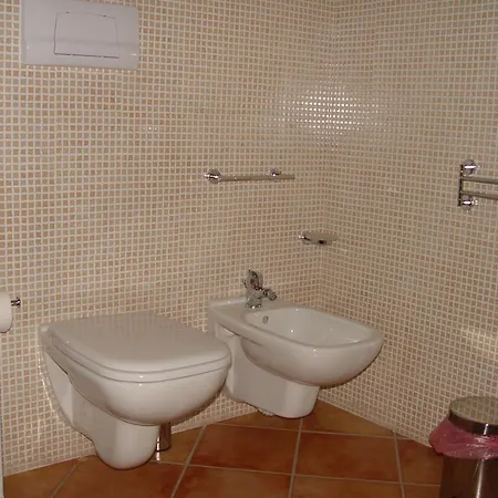 La Casa Sui Nebrodi Πανσιόν Maniace